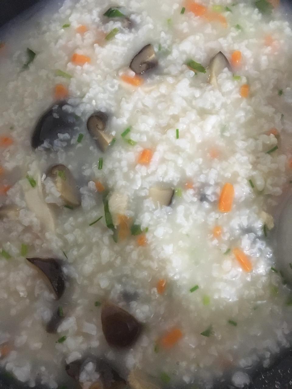 香菇鸡丝粥