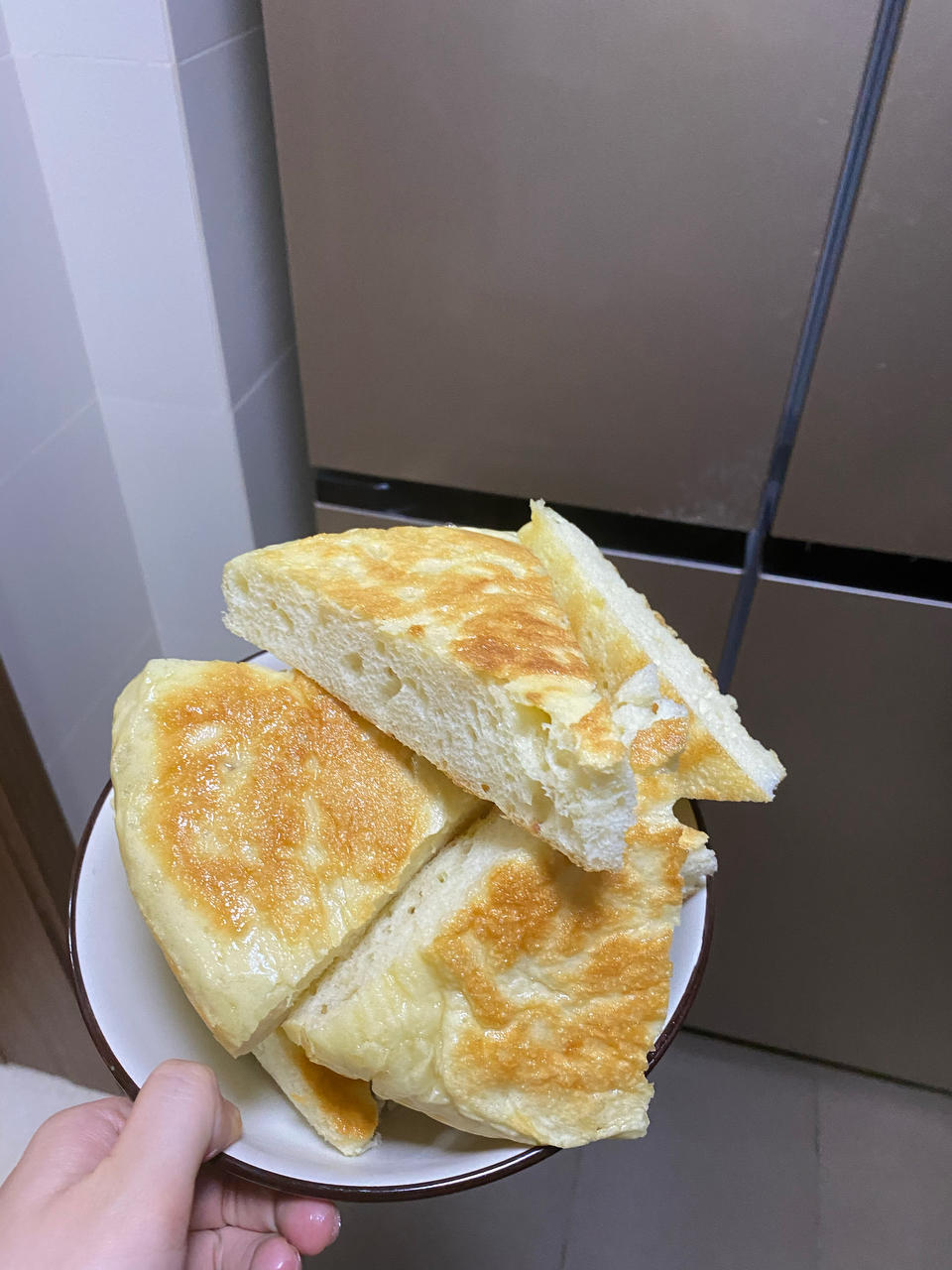 手不沾面做发面大饼