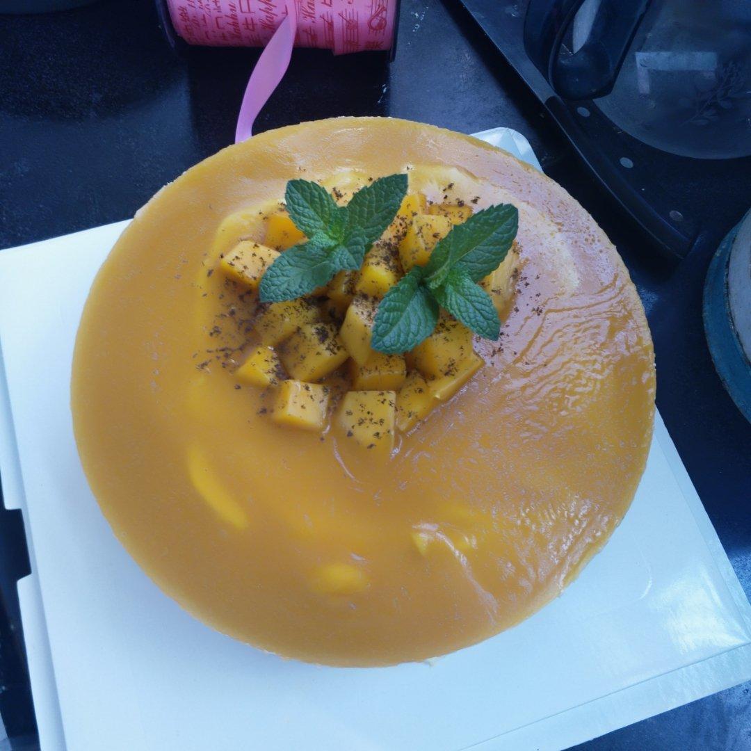 芒果慕斯蛋糕🍰（8寸）
