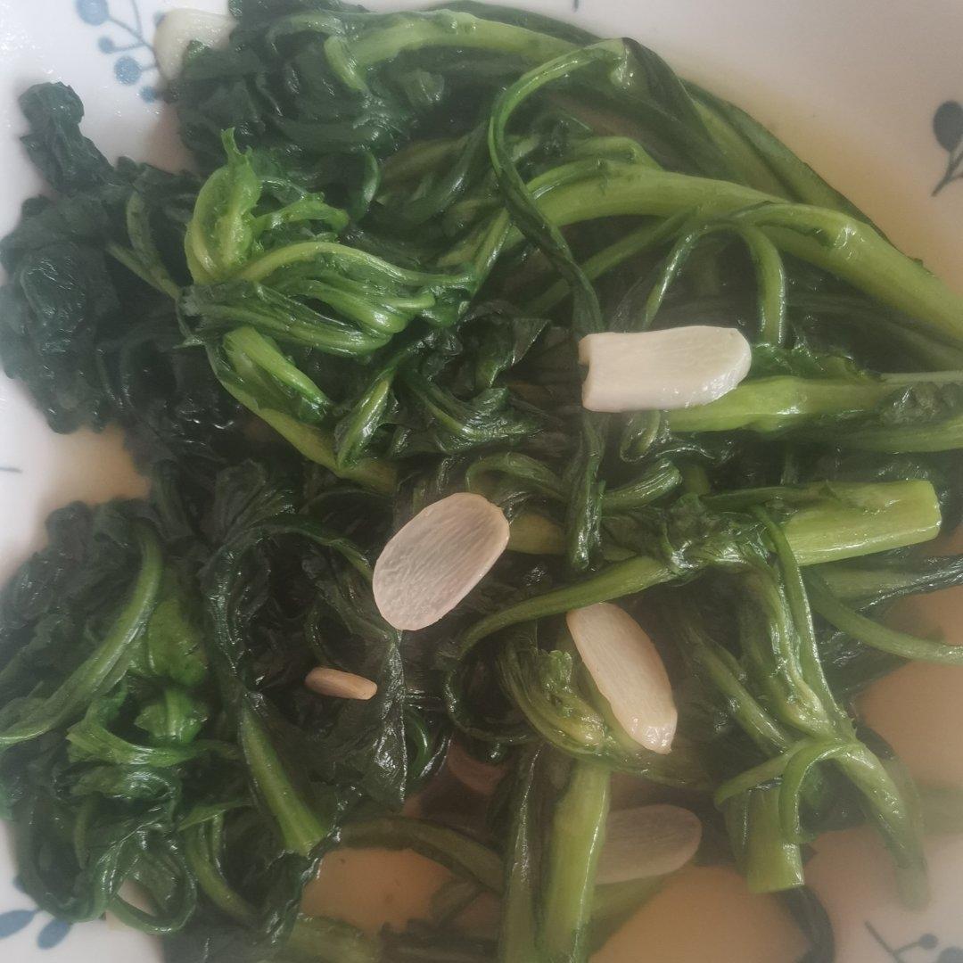 蒜蓉茼蒿