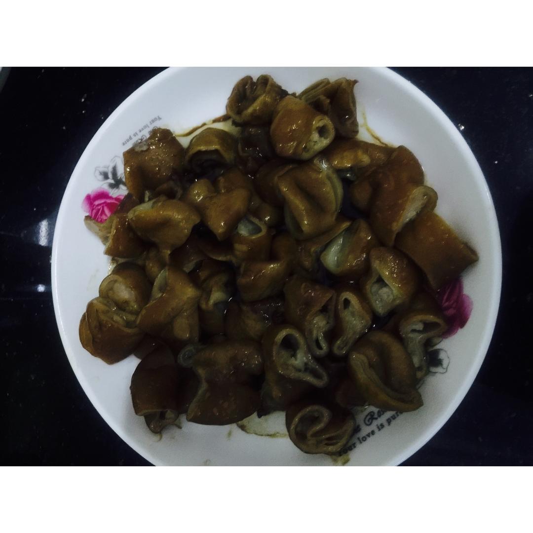 卤猪大肠