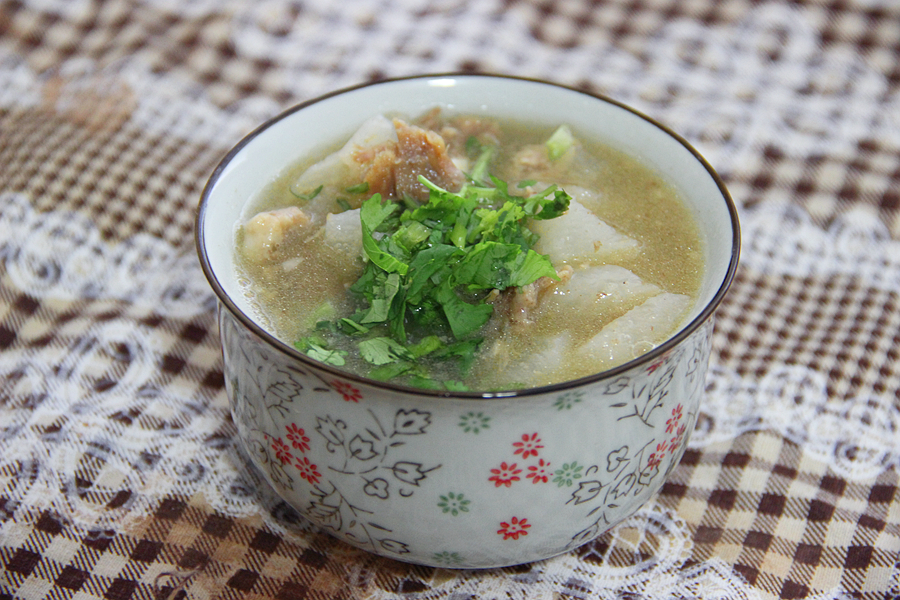羊肉萝卜汤