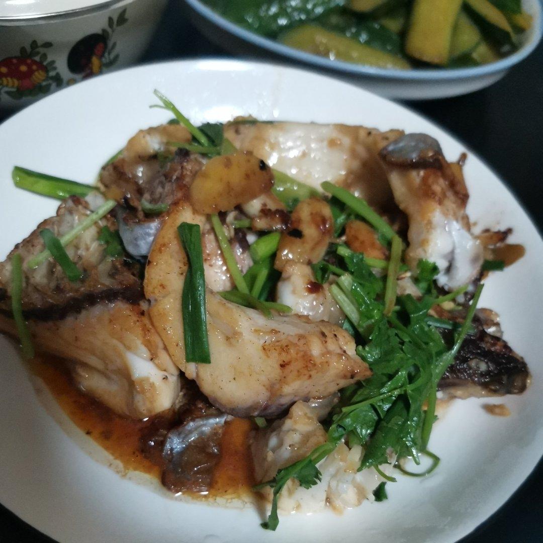 煎焗鱼腩