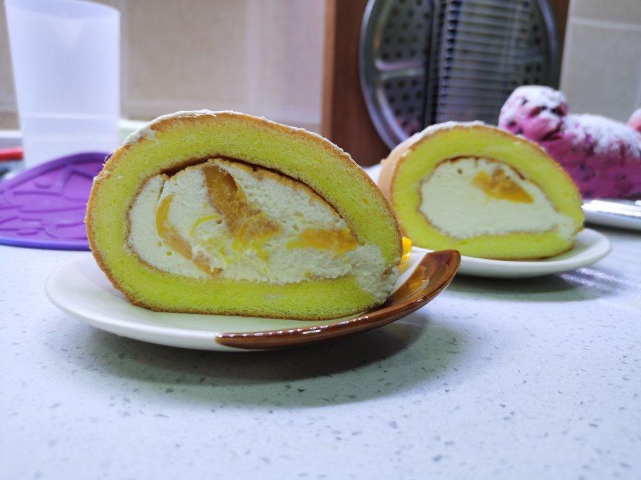 胖乎乎奶油芒果卷/不开裂不掉皮全过程详细图解烘焙视频/蛋糕篇6：「厚卷」