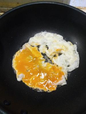 雪花-西红柿炒蛋的做法 步骤3
