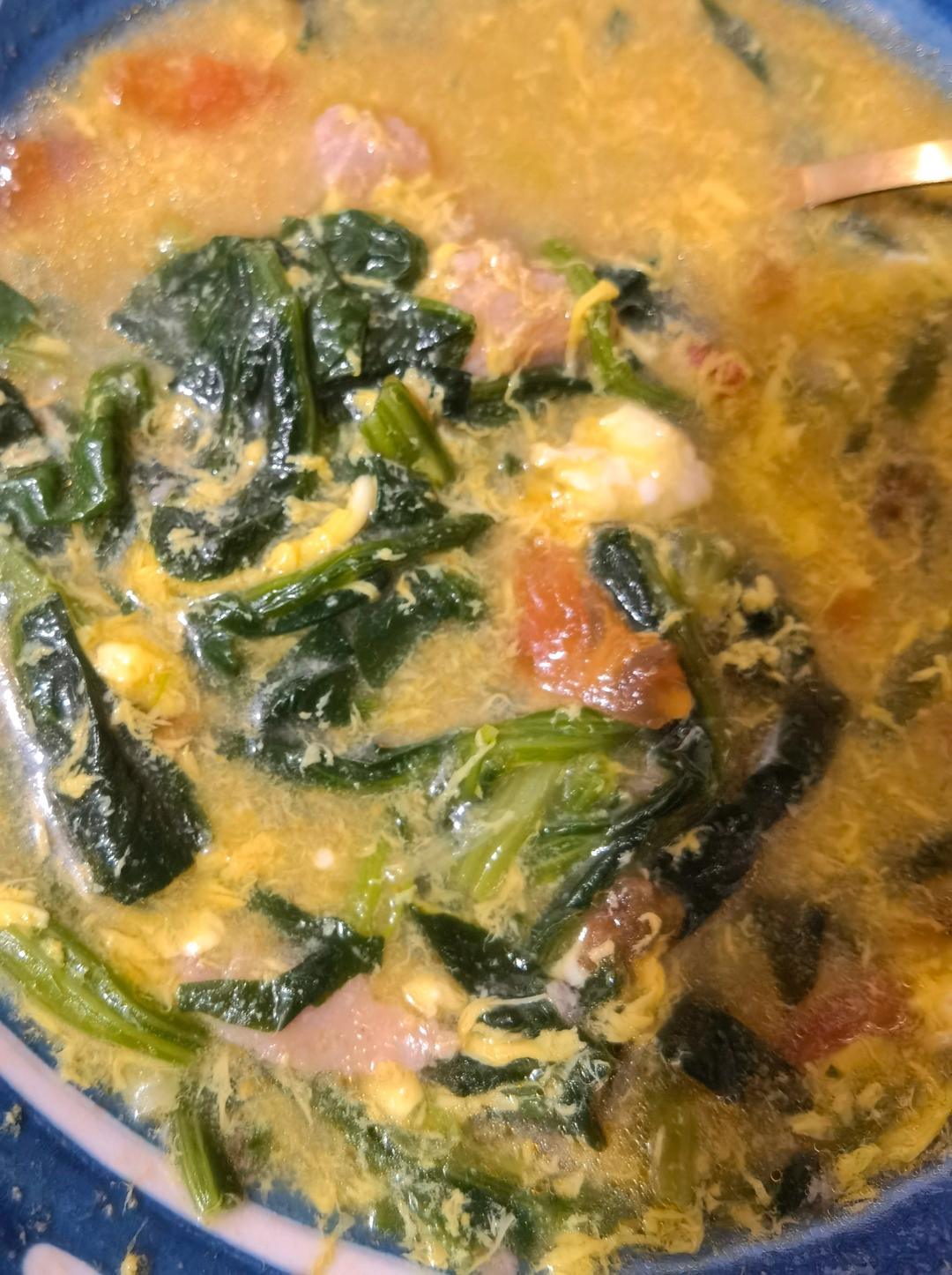 番茄菠菜鸡蛋汤