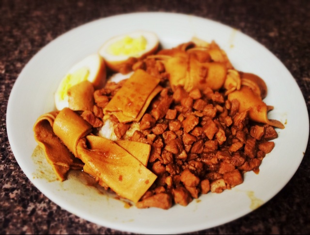 台式卤肉饭