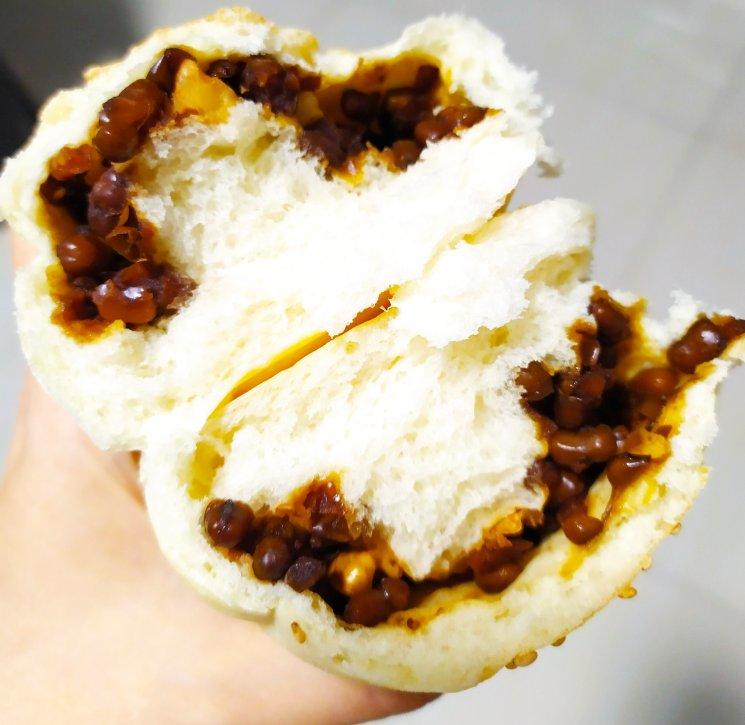 不用揉出膜的松软红豆面包