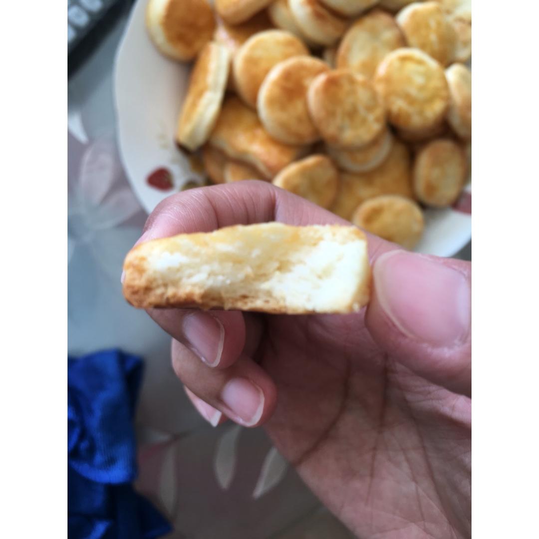 【视频】3分钟 奶油司康Scone(可能是世界上最快手的司康) 消耗淡奶油～