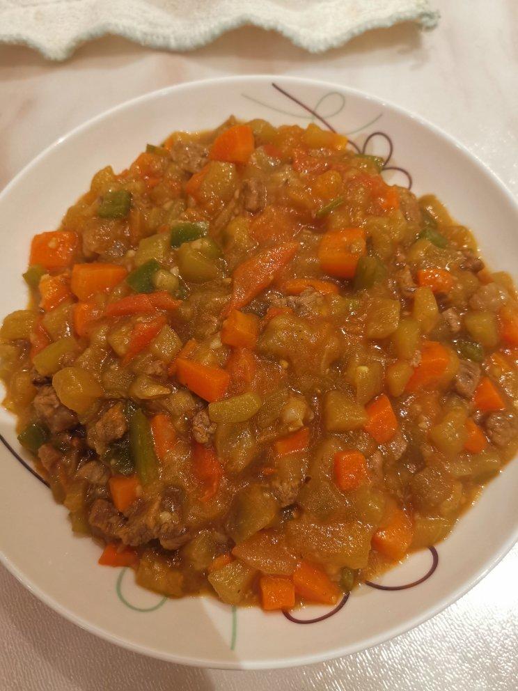 西红柿茄子肉丁打卤面