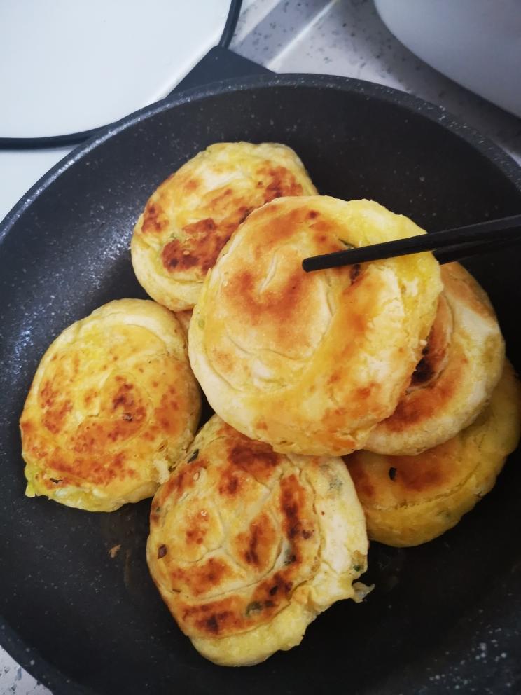 外酥里嫩发面葱油饼