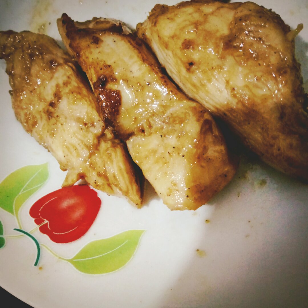 嫩煎鸡胸
