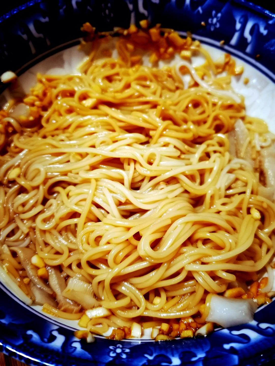 蒜面条