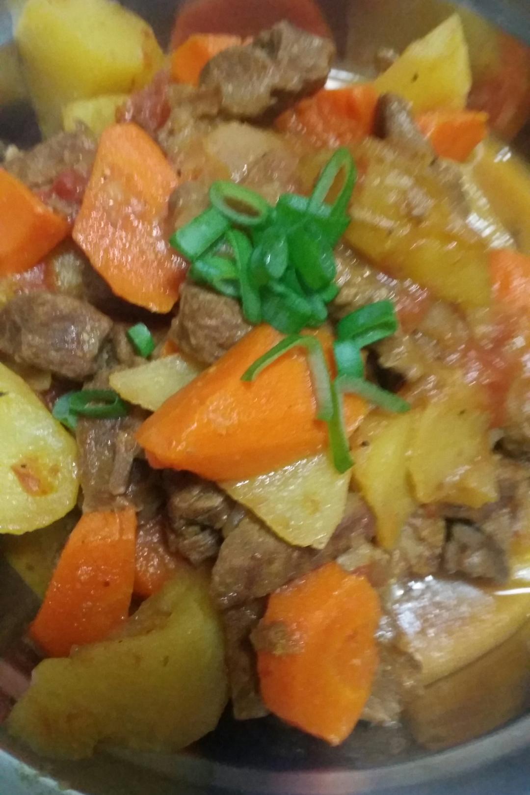 土豆炖牛肉