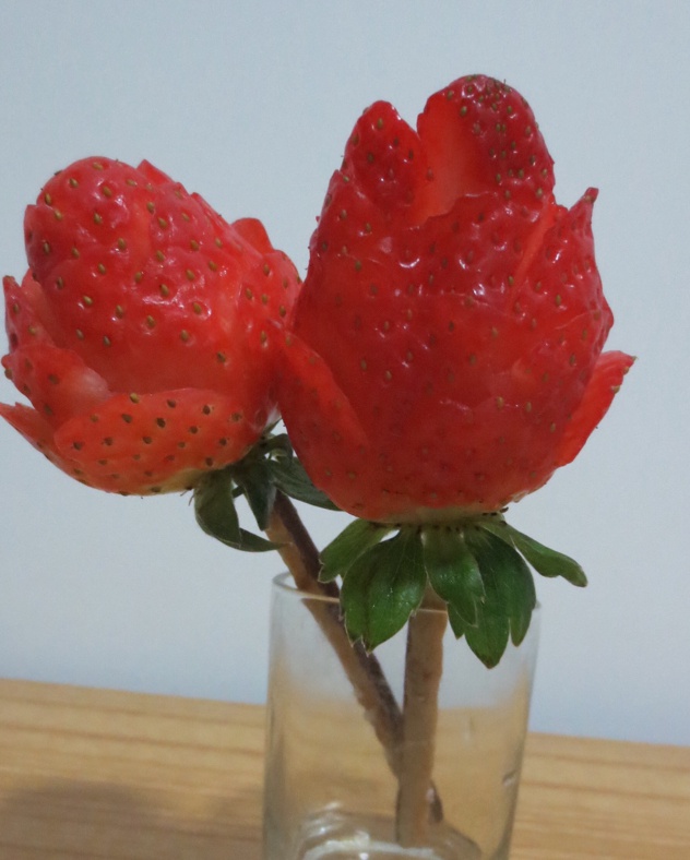 草莓玫瑰花