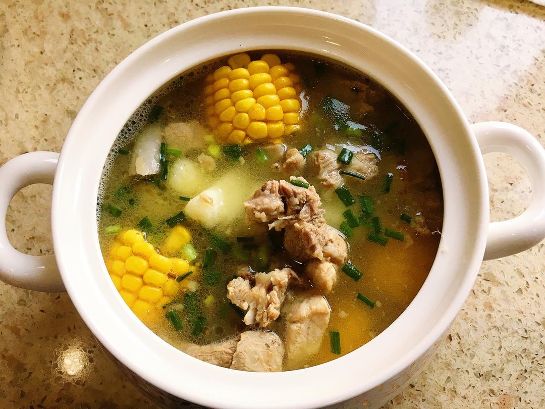 山药玉米排骨汤