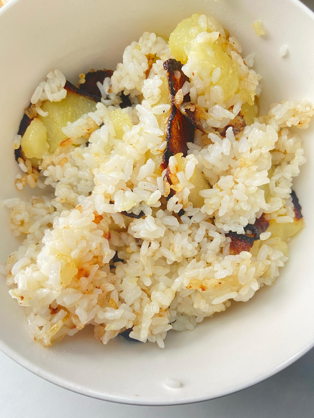 那一碗销魂的锅巴土豆饭（洋芋蒸饭）