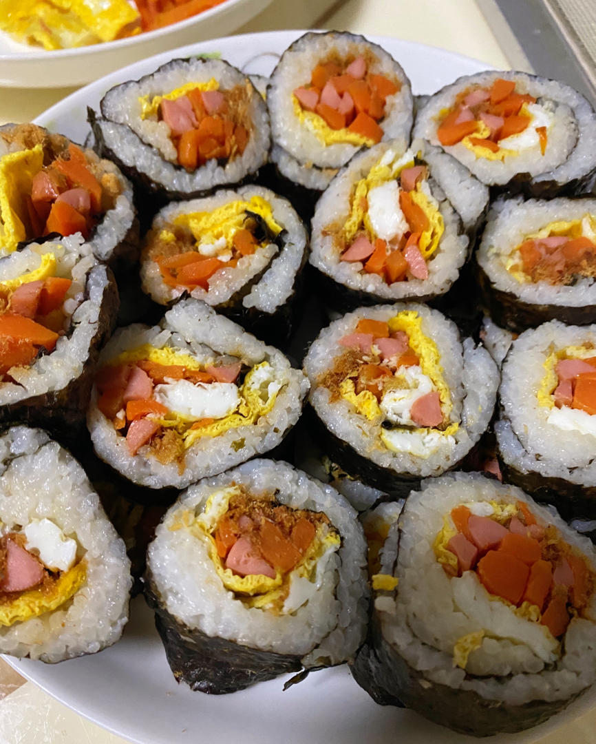 高颜值的紫菜包饭