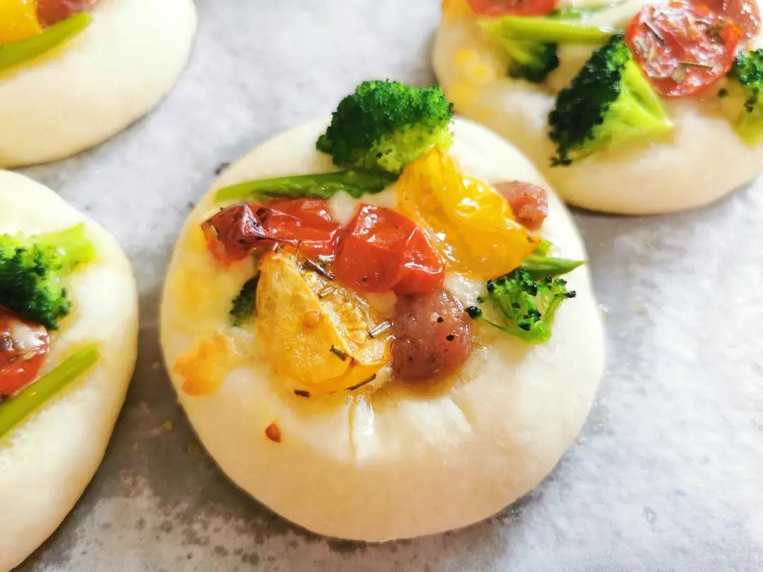 出炉连吃三个，像披萨一样的一人食佛卡夏太好吃了！