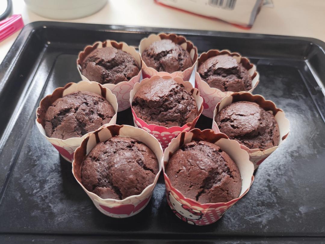 巨简单❗️超快速❗️巧克力玛芬蛋糕❗️好吃哭了