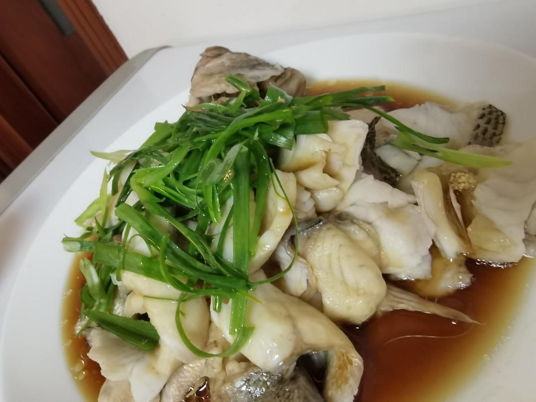 鲜嫩鲈鱼片