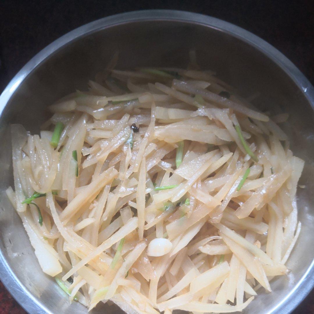 在家也能做出馆子味儿的醋溜/炝炒/酸辣土豆丝（就是那道看似简单，实则步步玄机的土豆丝）