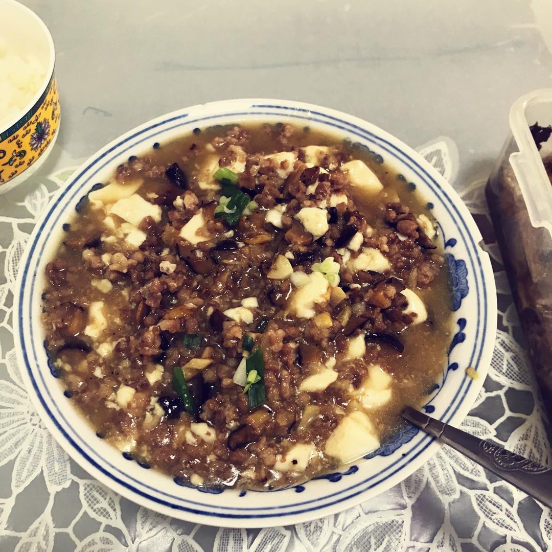 超级下饭的香菇肉沫豆腐