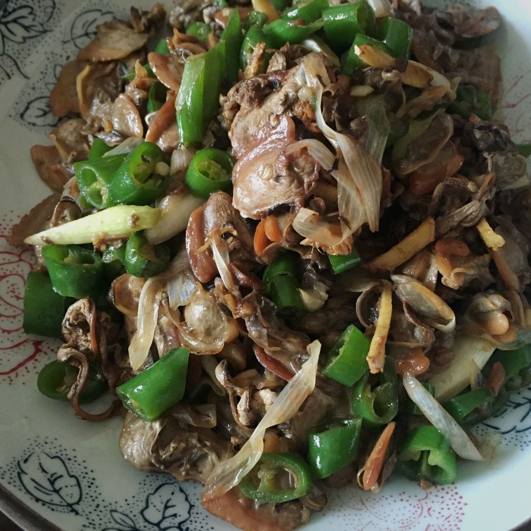 于                          2016-06-12 08:59:24赞爆炒蚌肉河蚌肉