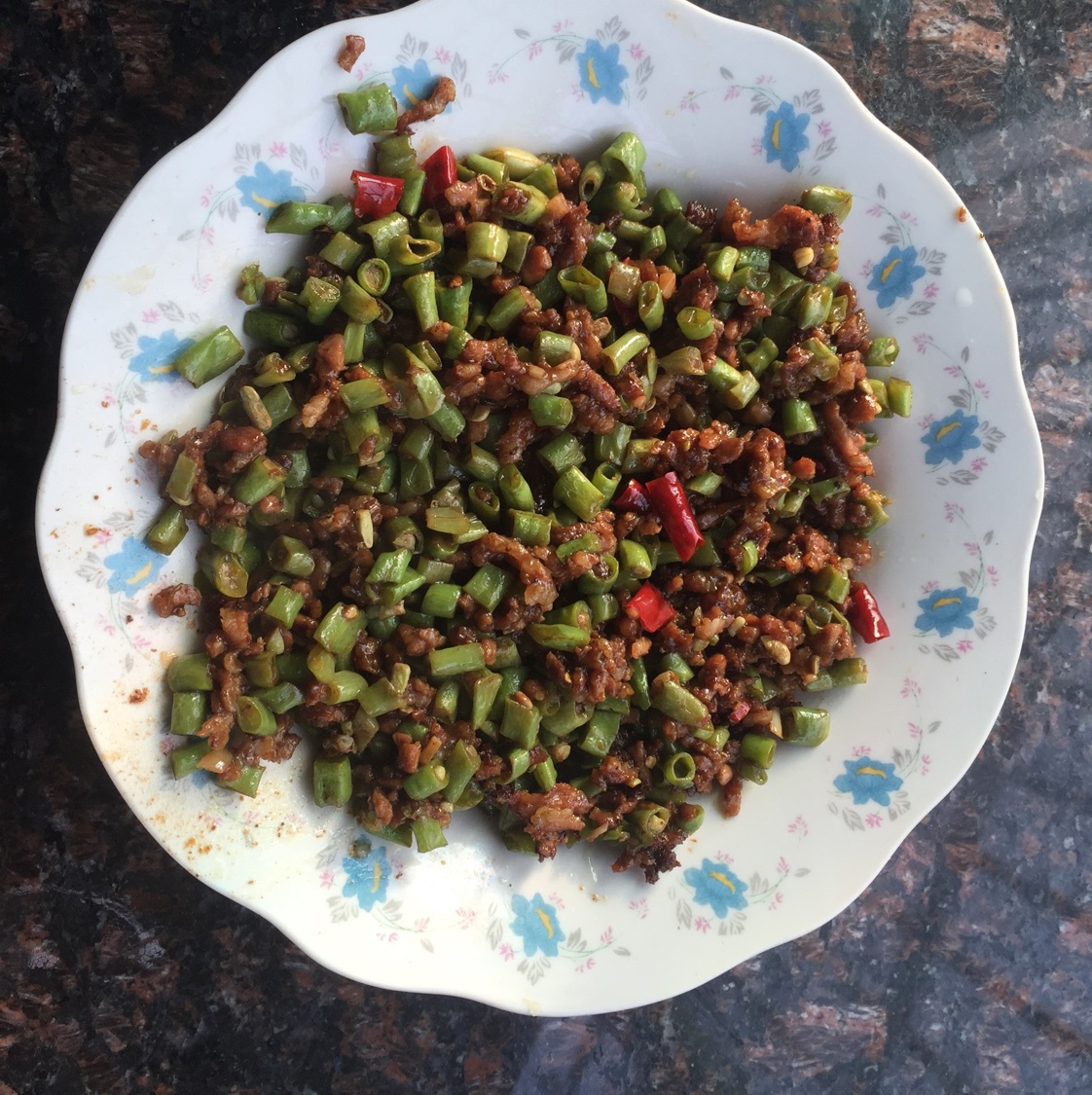 肉沫豆角下饭菜