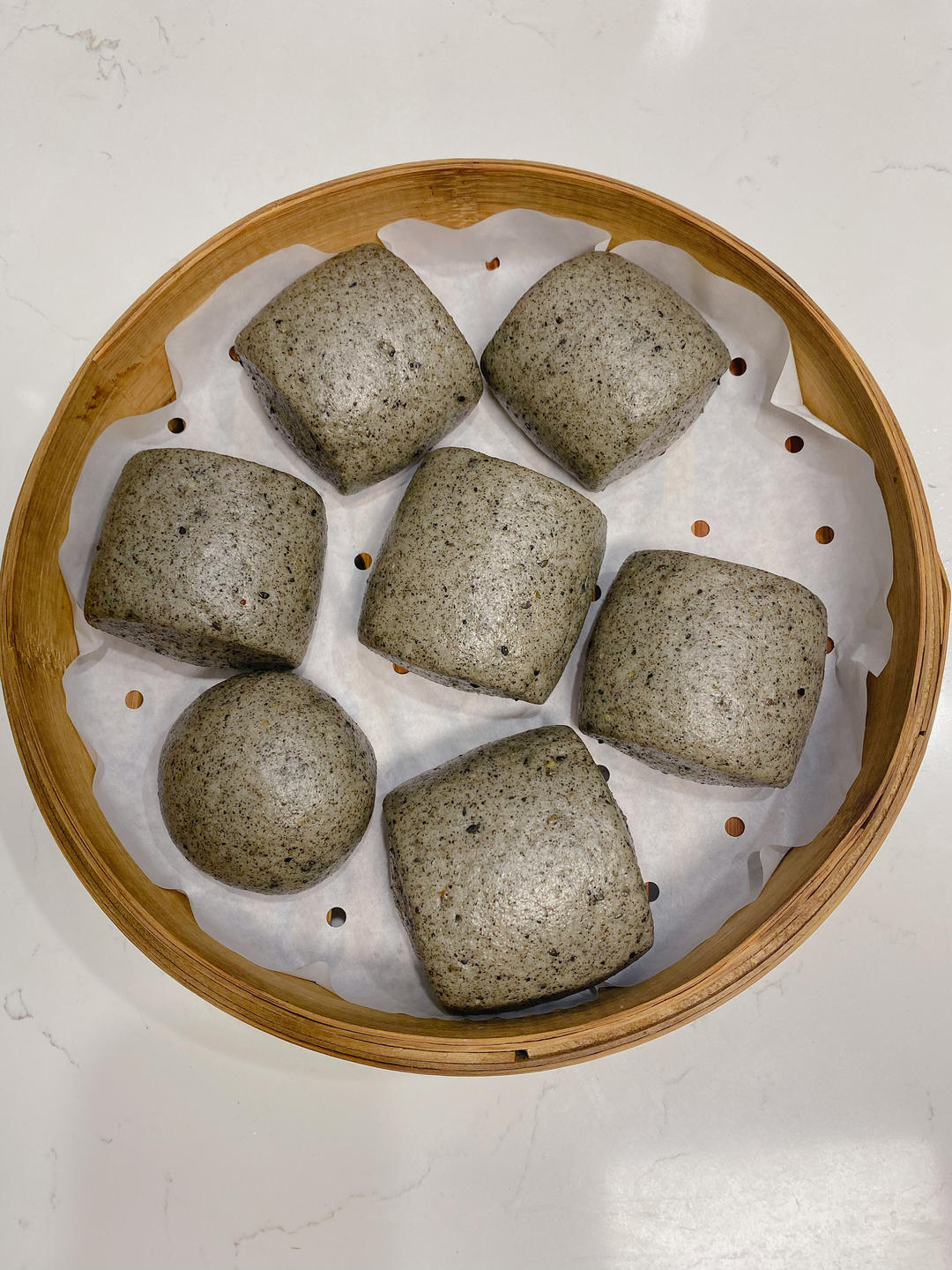 奶香黑芝麻刀切馒头
