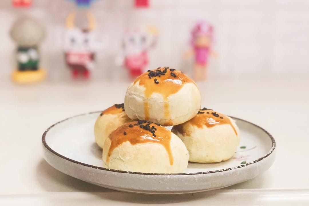 排四个小时队也买不到的鲜肉月饼，秘诀是放麻油！