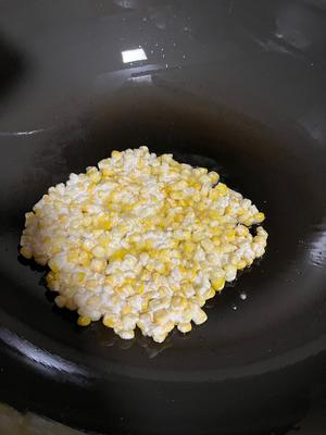 糯叽叽的香甜玉米烙的做法 步骤7