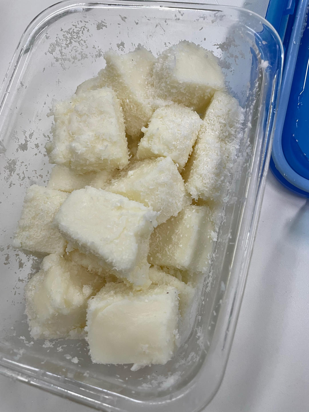 （只需4种材料)牛奶小方