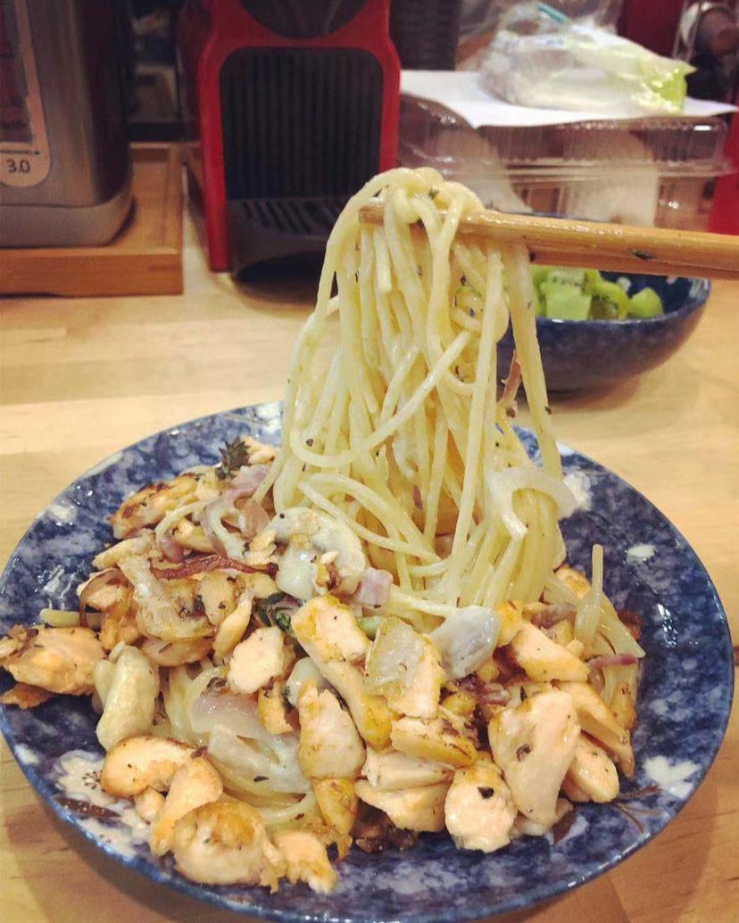 三文鱼奶油意面