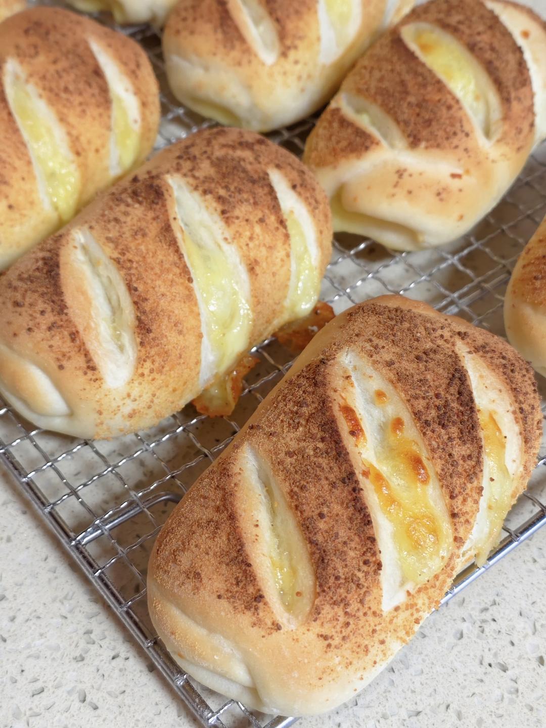 面包店18一个的火腿芝士软欧，在家十几块钱搞定一盘！