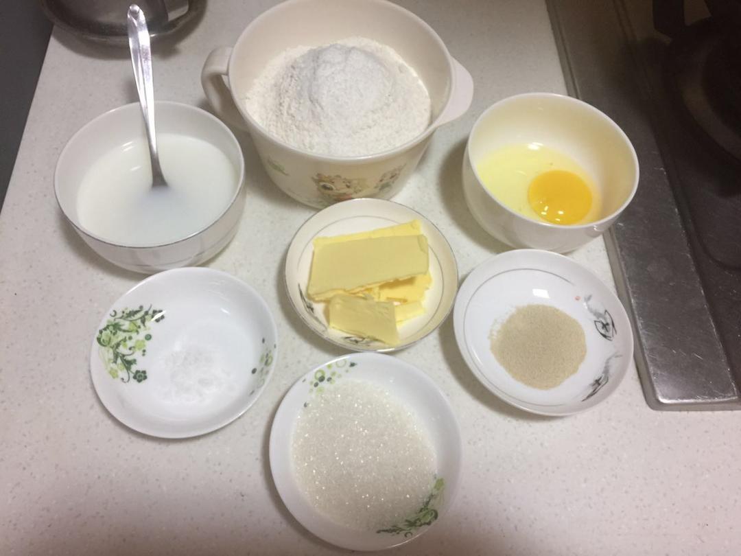 纯奶手撕吐司的做法 步骤1