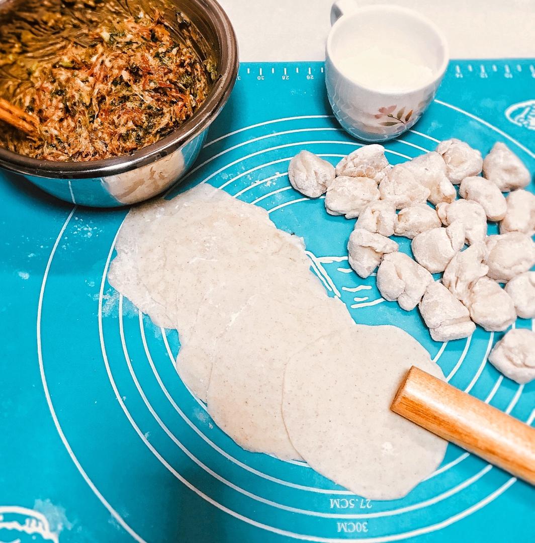 胡萝卜牛肉香菜饺子