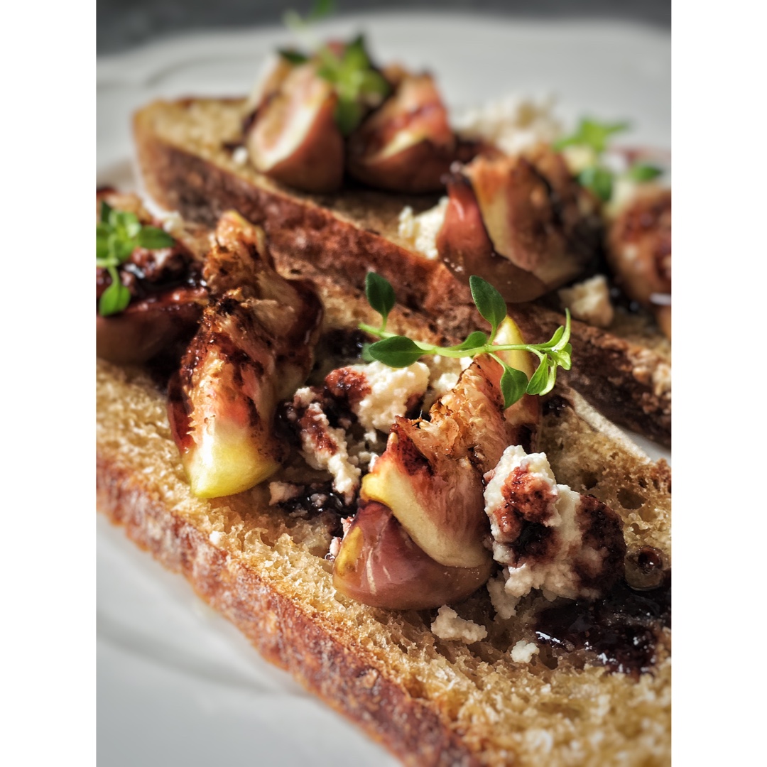 热烤无花果佐红酒肉桂糖蜜（可作牛排配菜）