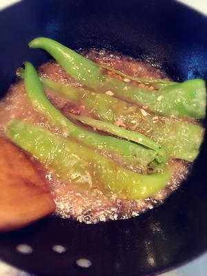 虎皮尖椒，甜辣爽口下饭菜的做法 步骤3