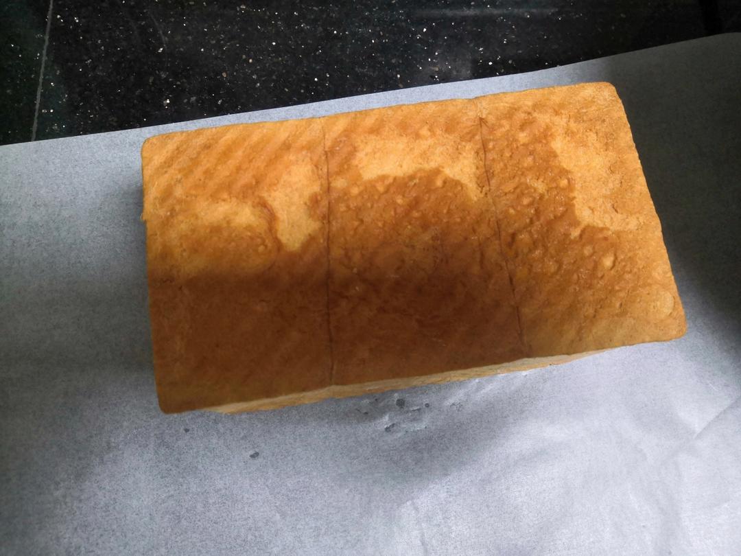 升级版奶香手撕吐司
