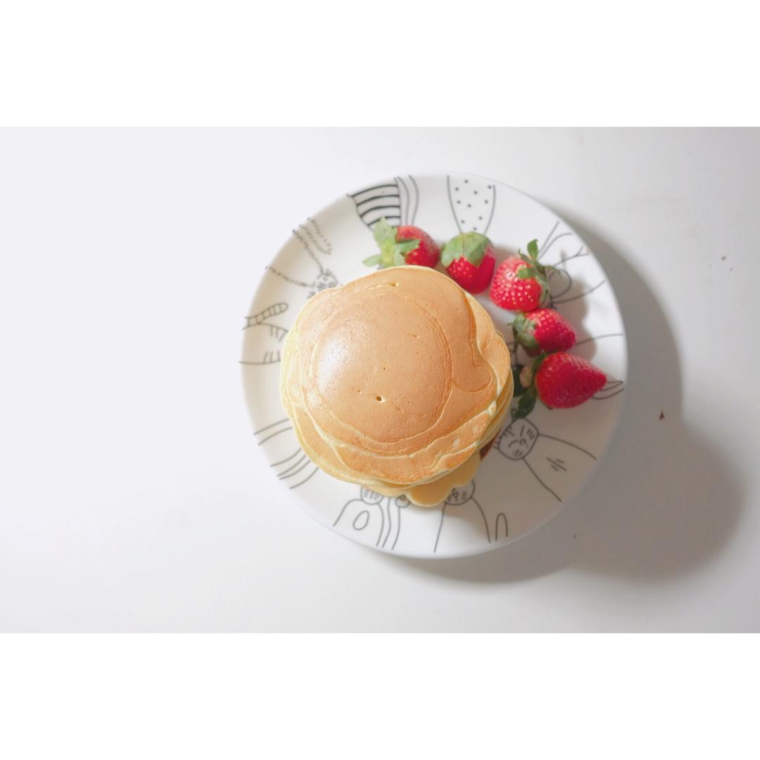 Pancake草莓奶油蛋糕
