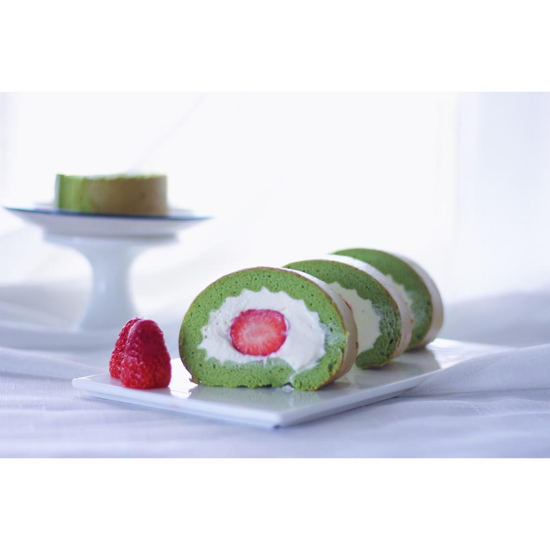 零油抹茶草莓卷