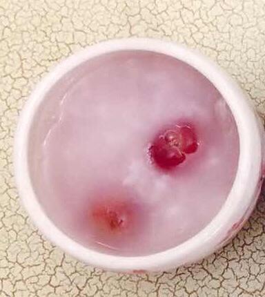 樱桃银耳粥