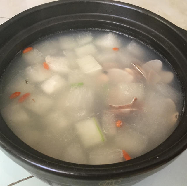 鲜美蛤蛎丝瓜汤