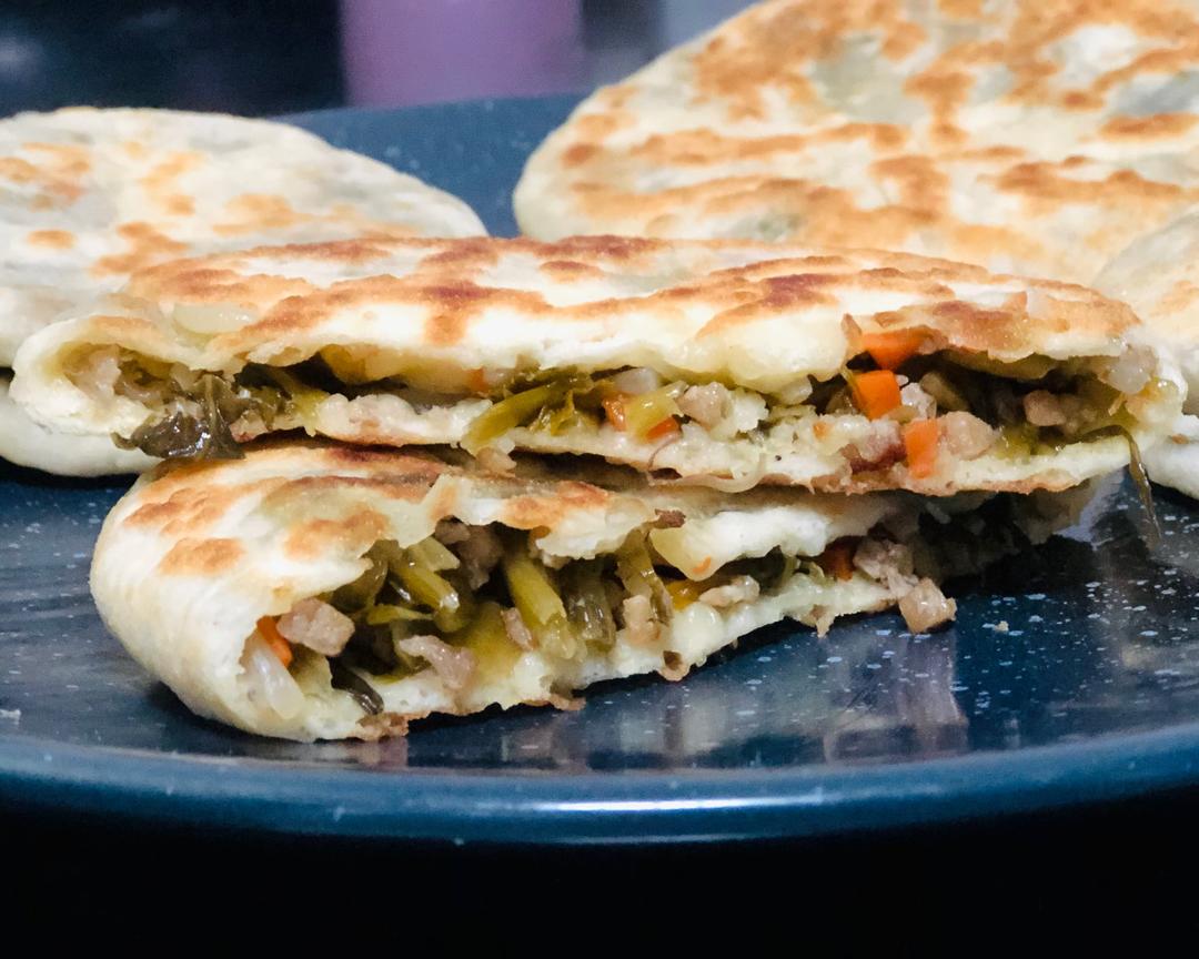 🔥咸菜饼🔥温州风味，鲜香香酥，回味无穷的美味大饼，外酥里嫩，色泽焦黄