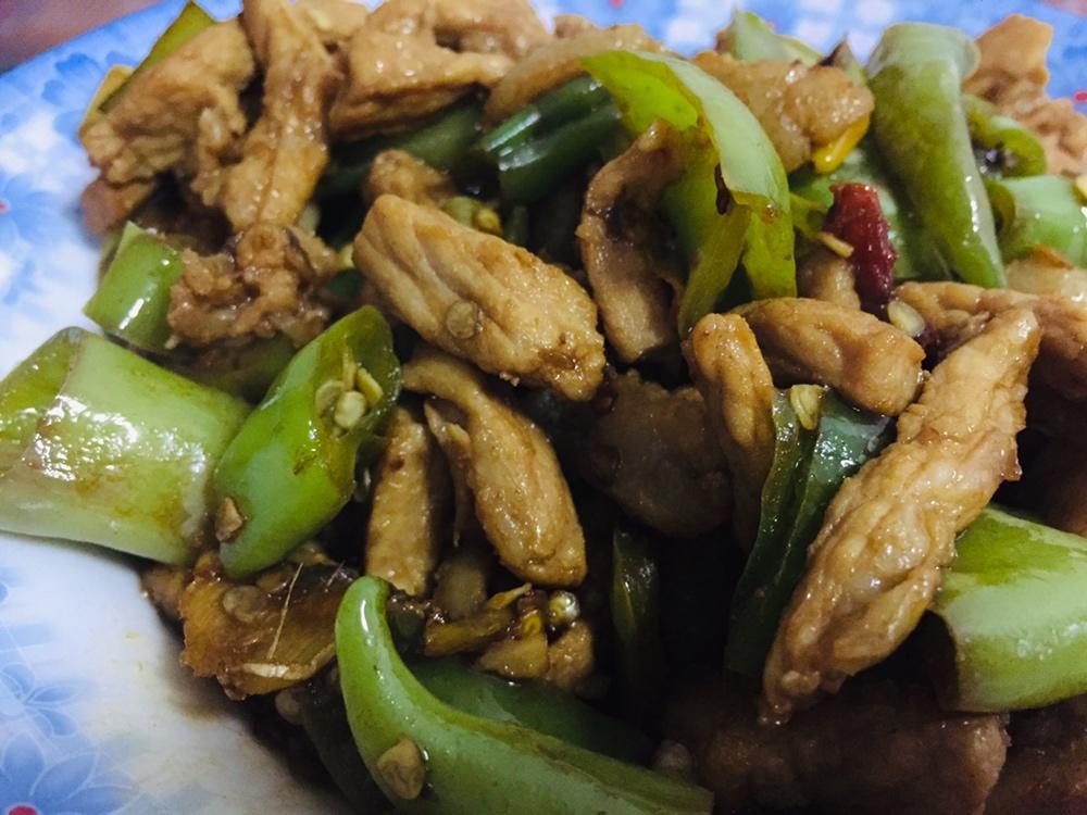 巨下饭的青椒炒肉丝