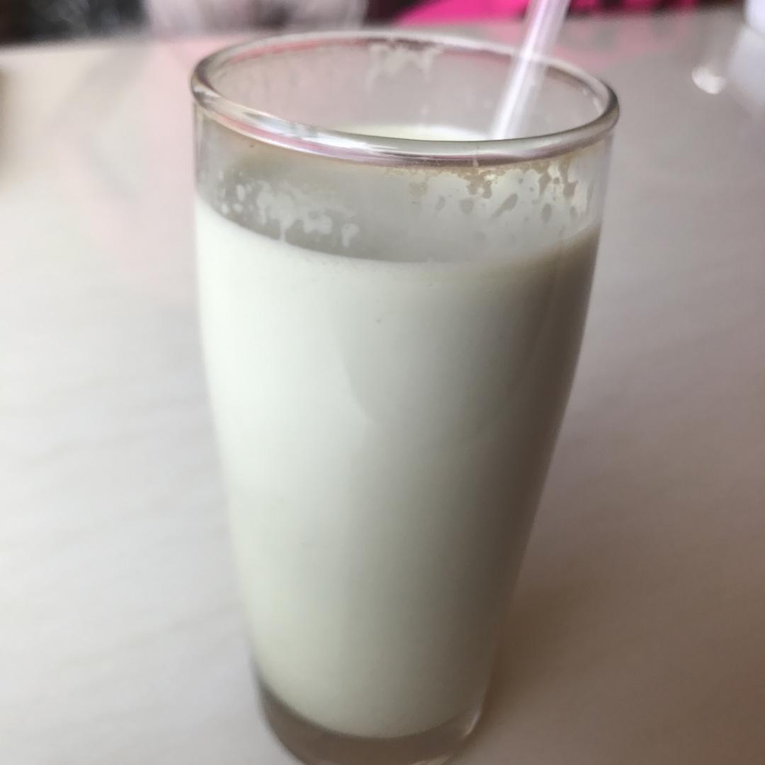 成熟口味抹茶拿铁