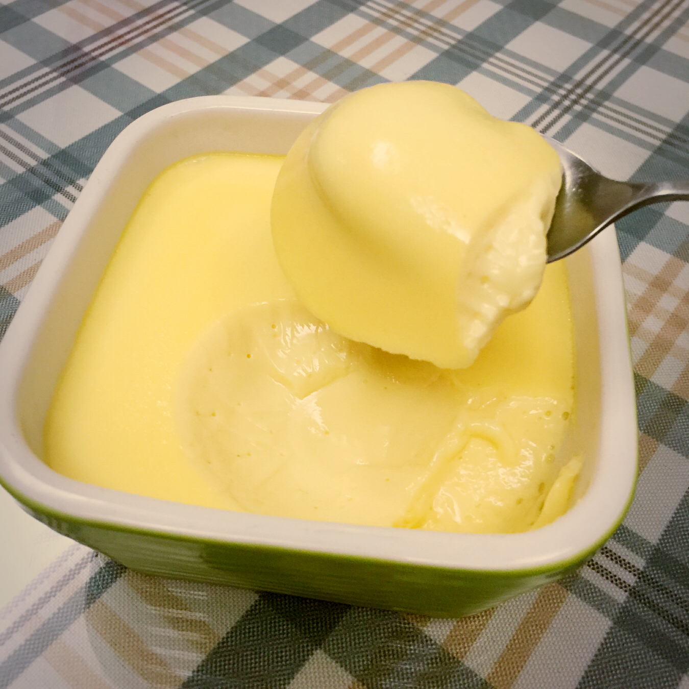 冰糖牛奶炖蛋图片