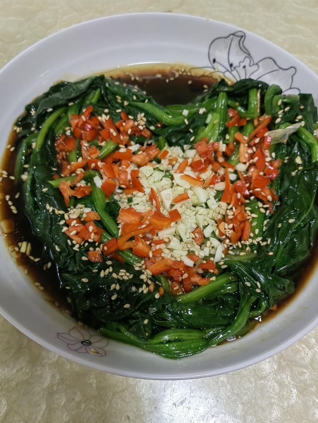 凉拌菠菜(家传秘方)