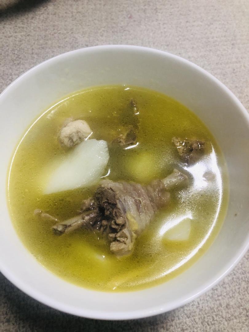 山药炖鸡汤